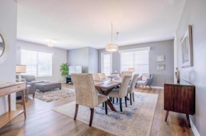 New! Fabulous Vista Cay Luxury Dream Near all Theme Parks, and walk to the Convention Center